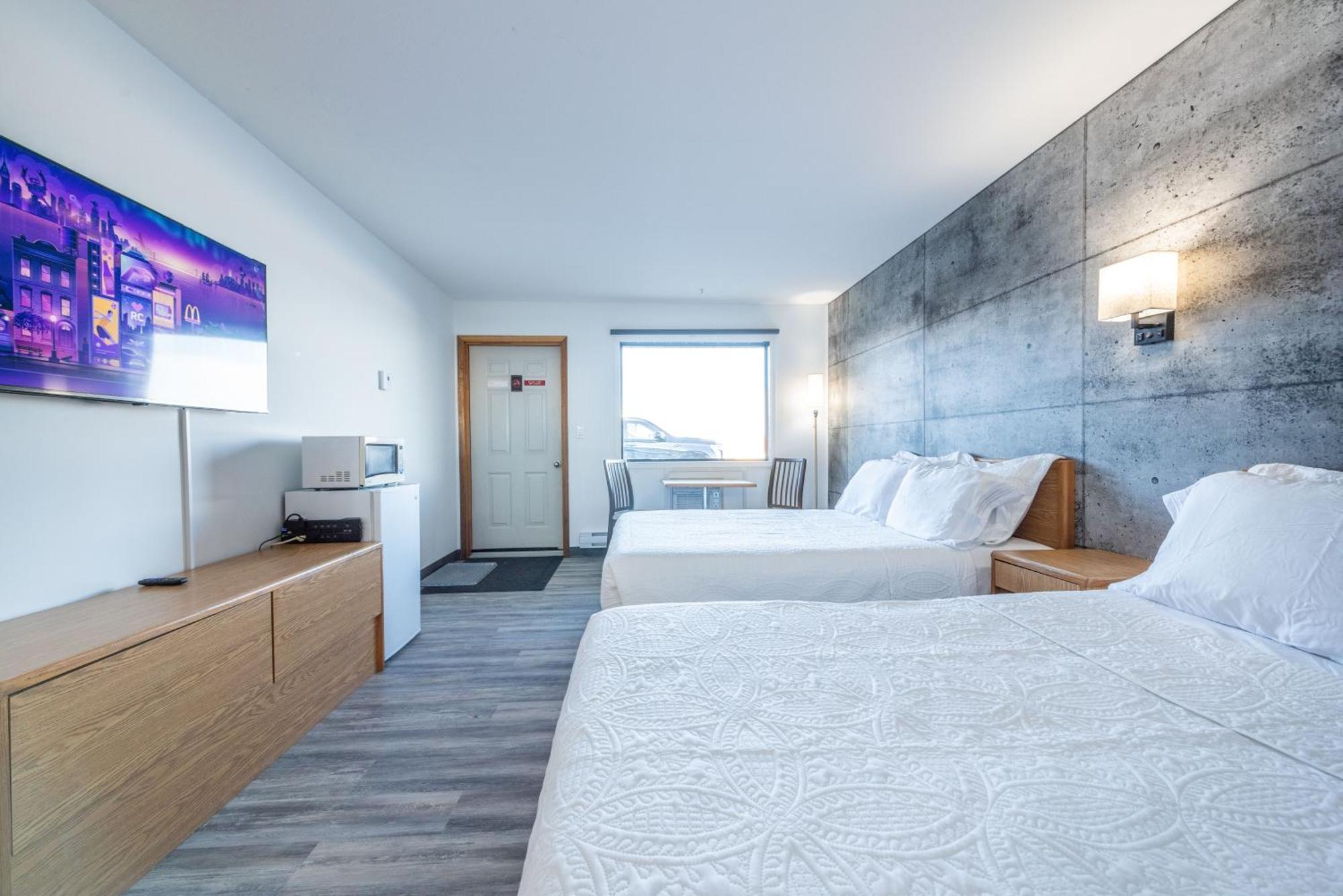 Blue Horse Motel Beiseker Екстер'єр фото